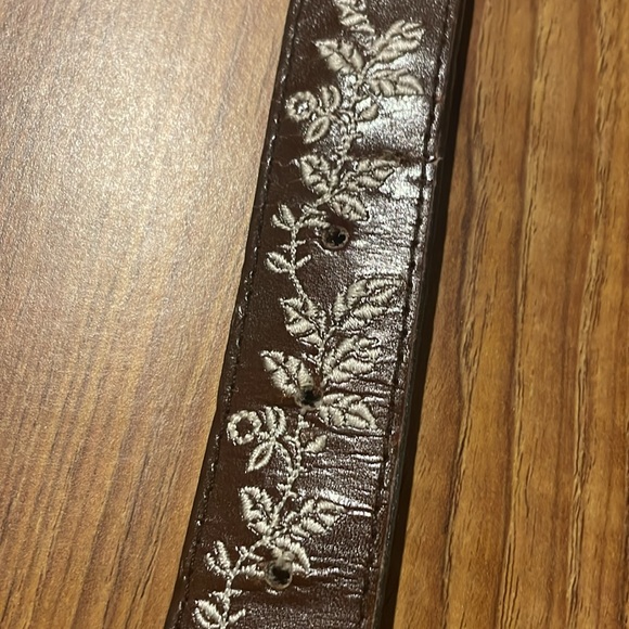 Leather belt - Picture 3 of 3